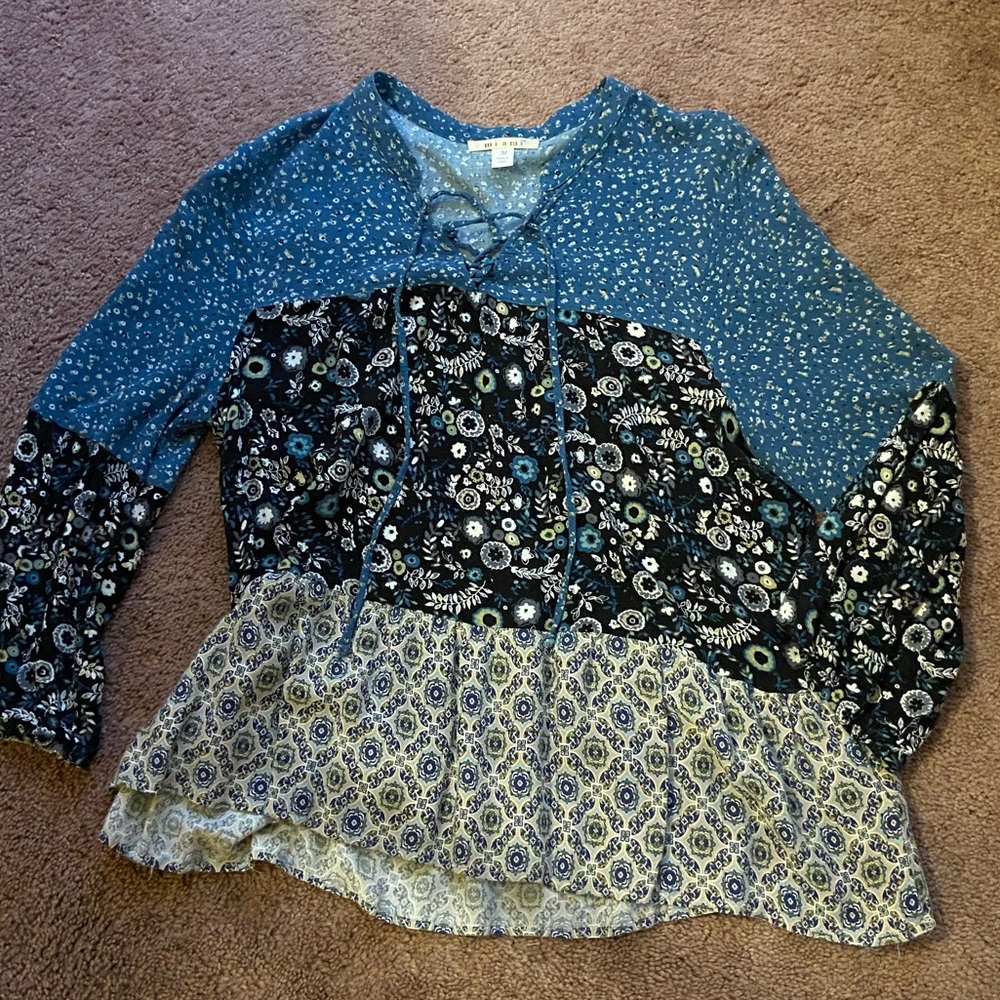 Francesca’s Blue Floral Blouse